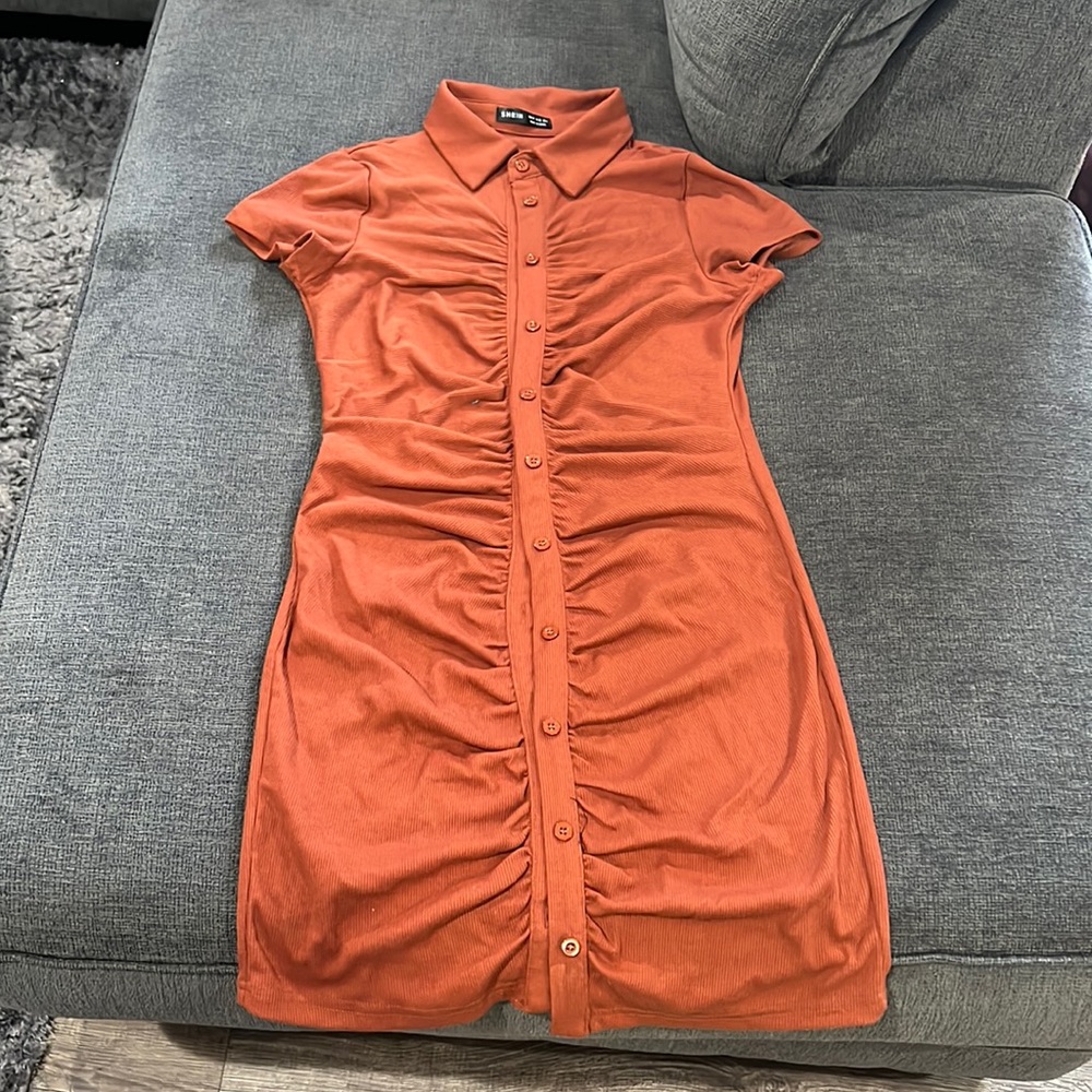 Rust, Green, or Black ruched button front bodycon dress Sz M.